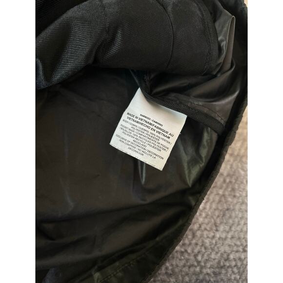 Nike Women's Shield Flash Running Reflective Zip Up Black Gray Jacket Size Small - Picture 7 of 10